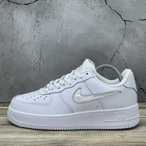 Nike Air Force 1 Low White Swoosh