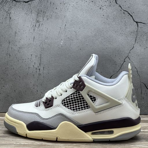 Nike Air Jordan 4 Retro