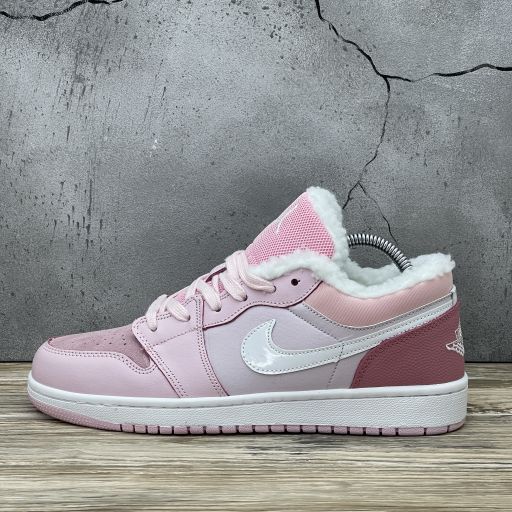 Nike Air Jordan Low Pink С МЕХОМ