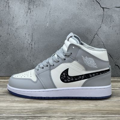 Nike Air Jordan 1 Hight Grey С МЕХОМ