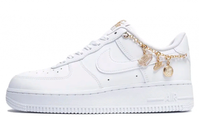 Nike Air Force 1 Low LX Lucky Charms